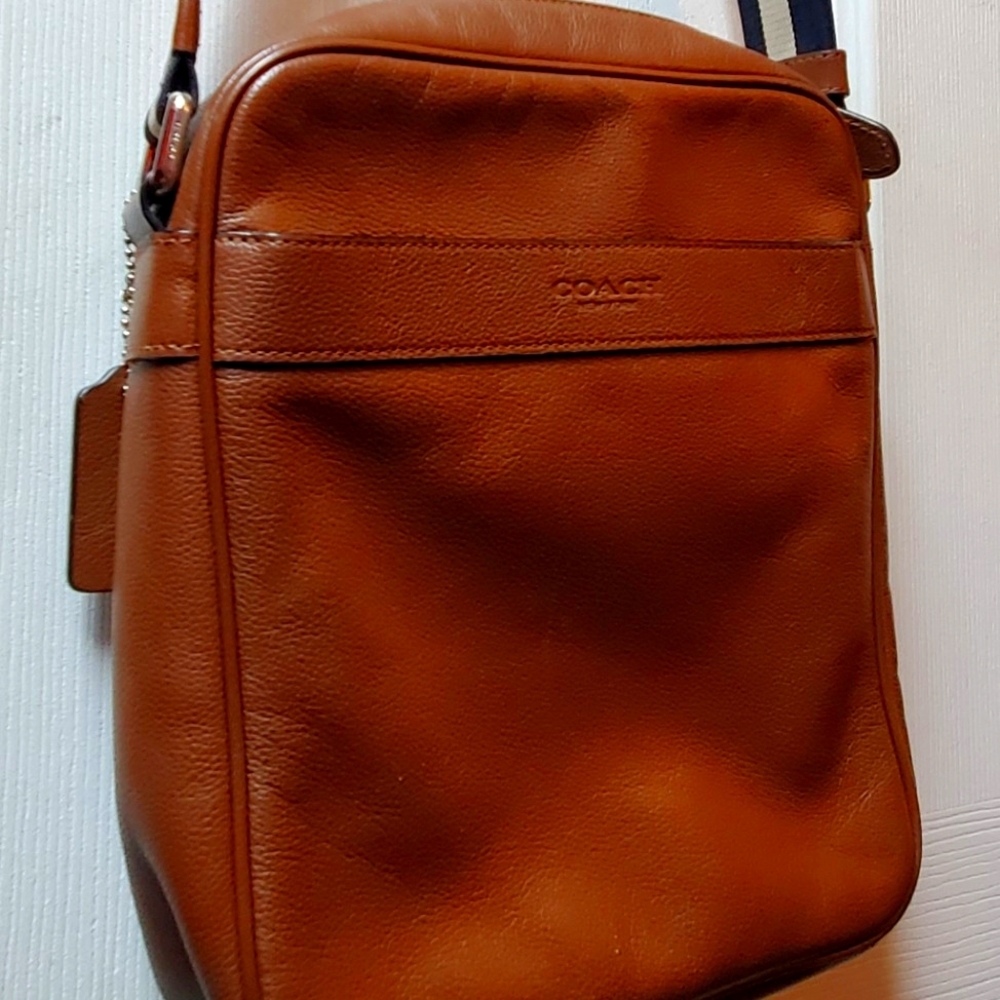 Coach Mens Flight Messenger Bag Smooth Leather